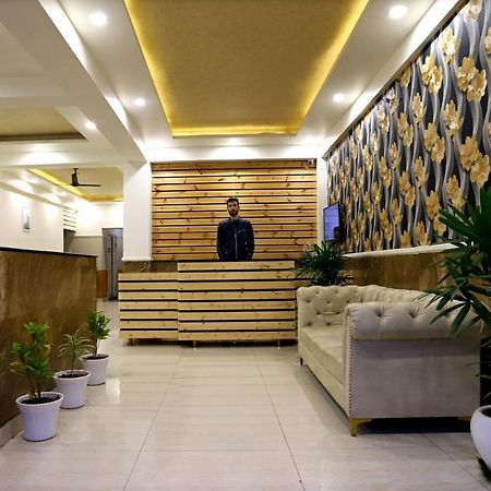 Neelgagan Hotel Nuova Delhi Esterno foto