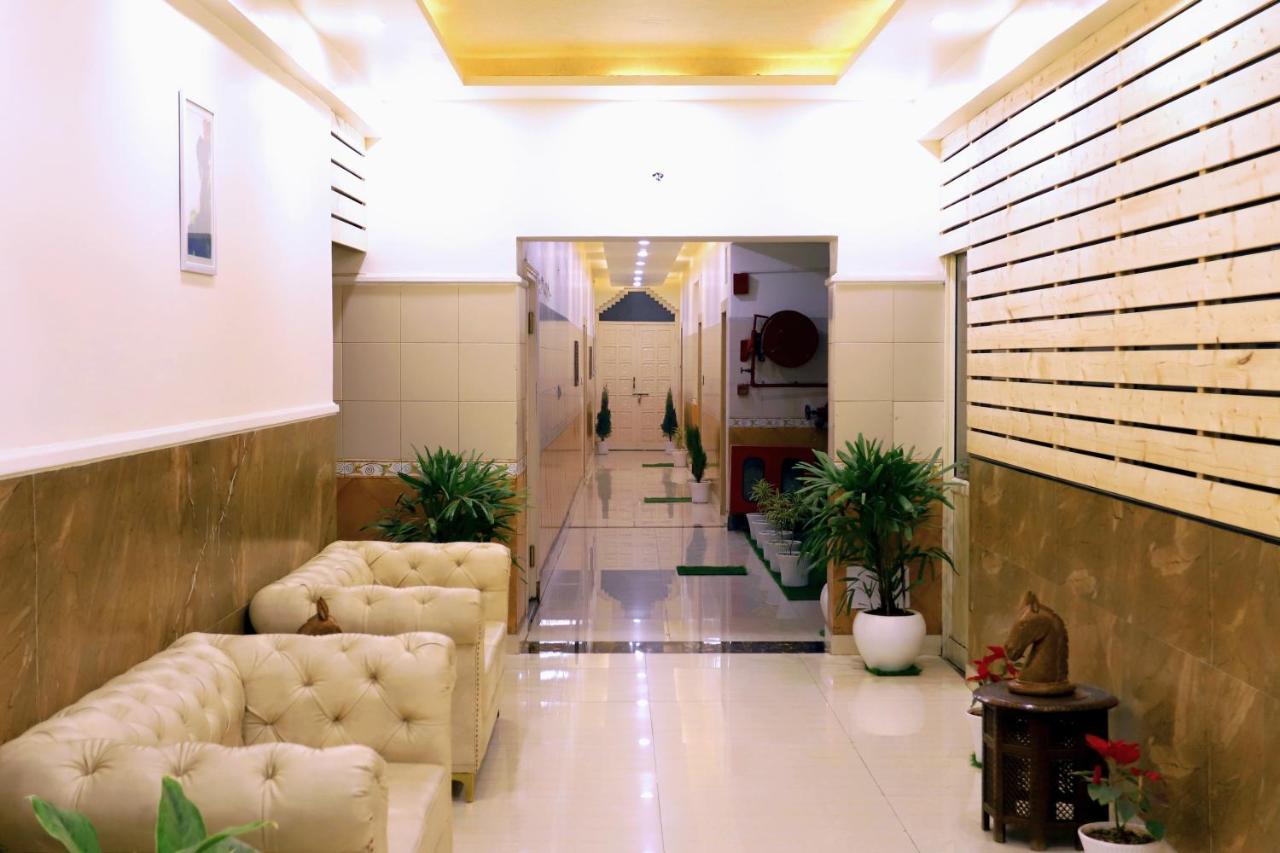 Neelgagan Hotel Nuova Delhi Esterno foto