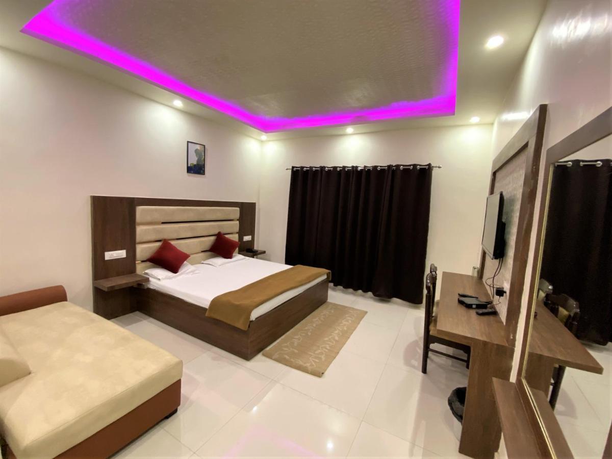Neelgagan Hotel Nuova Delhi Esterno foto