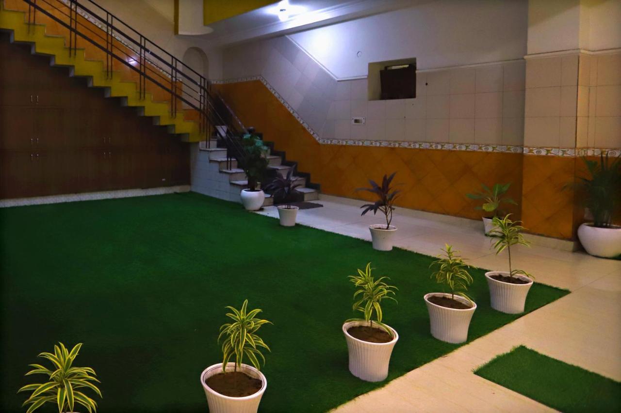 Neelgagan Hotel Nuova Delhi Esterno foto